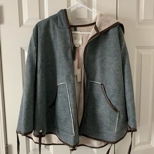 Never worn w tags Reversible Poncho w fur lining